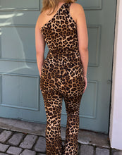 Load image into Gallery viewer, Leopard One Shoulder Top